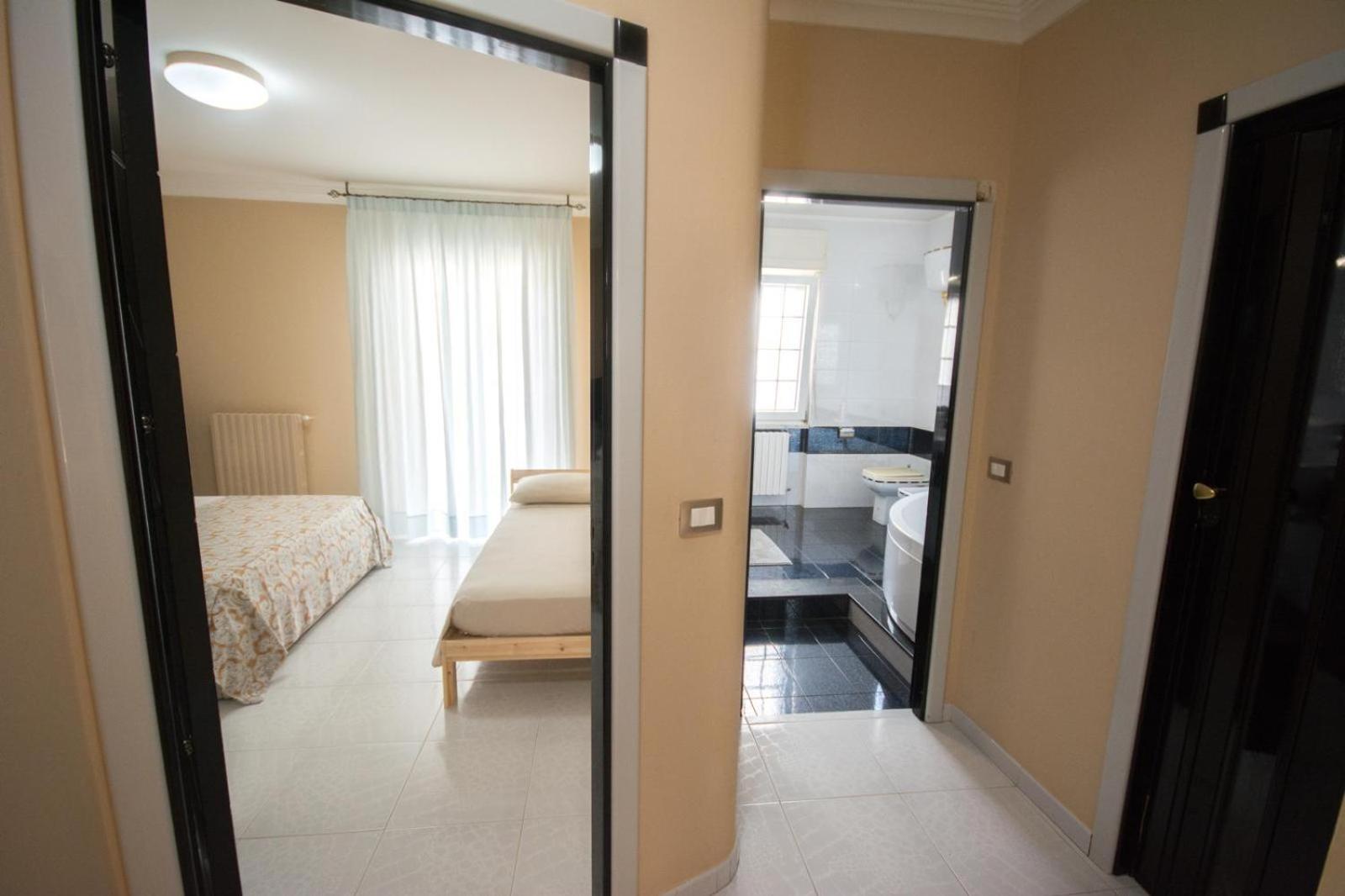 Al Vecchio Fontanile Bed and Breakfast Lesina Exteriör bild