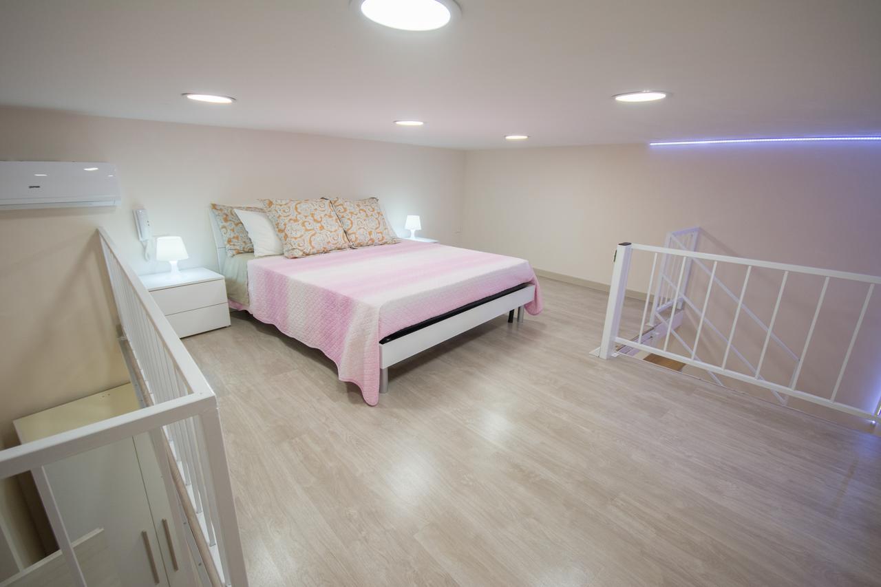 Al Vecchio Fontanile Bed and Breakfast Lesina Exteriör bild