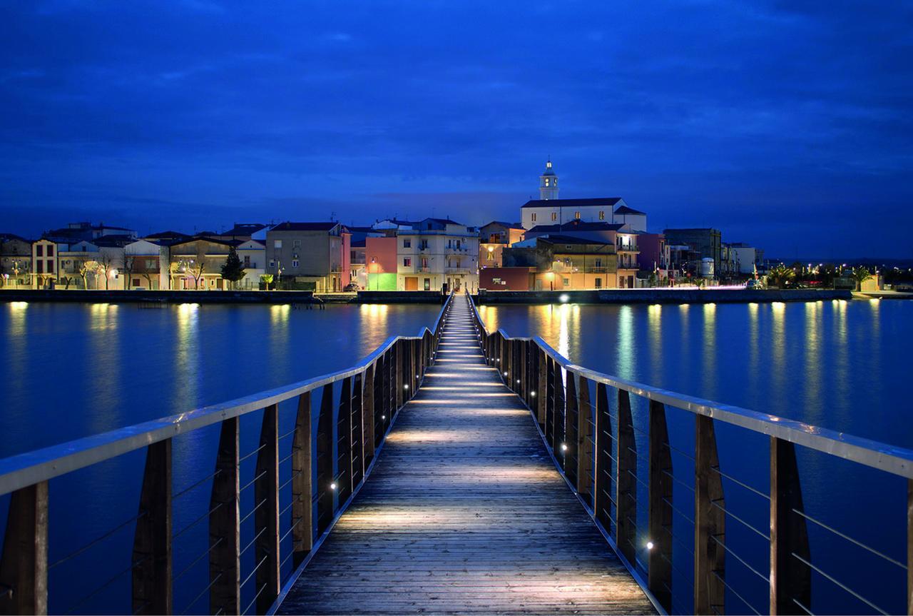 Al Vecchio Fontanile Bed and Breakfast Lesina Exteriör bild