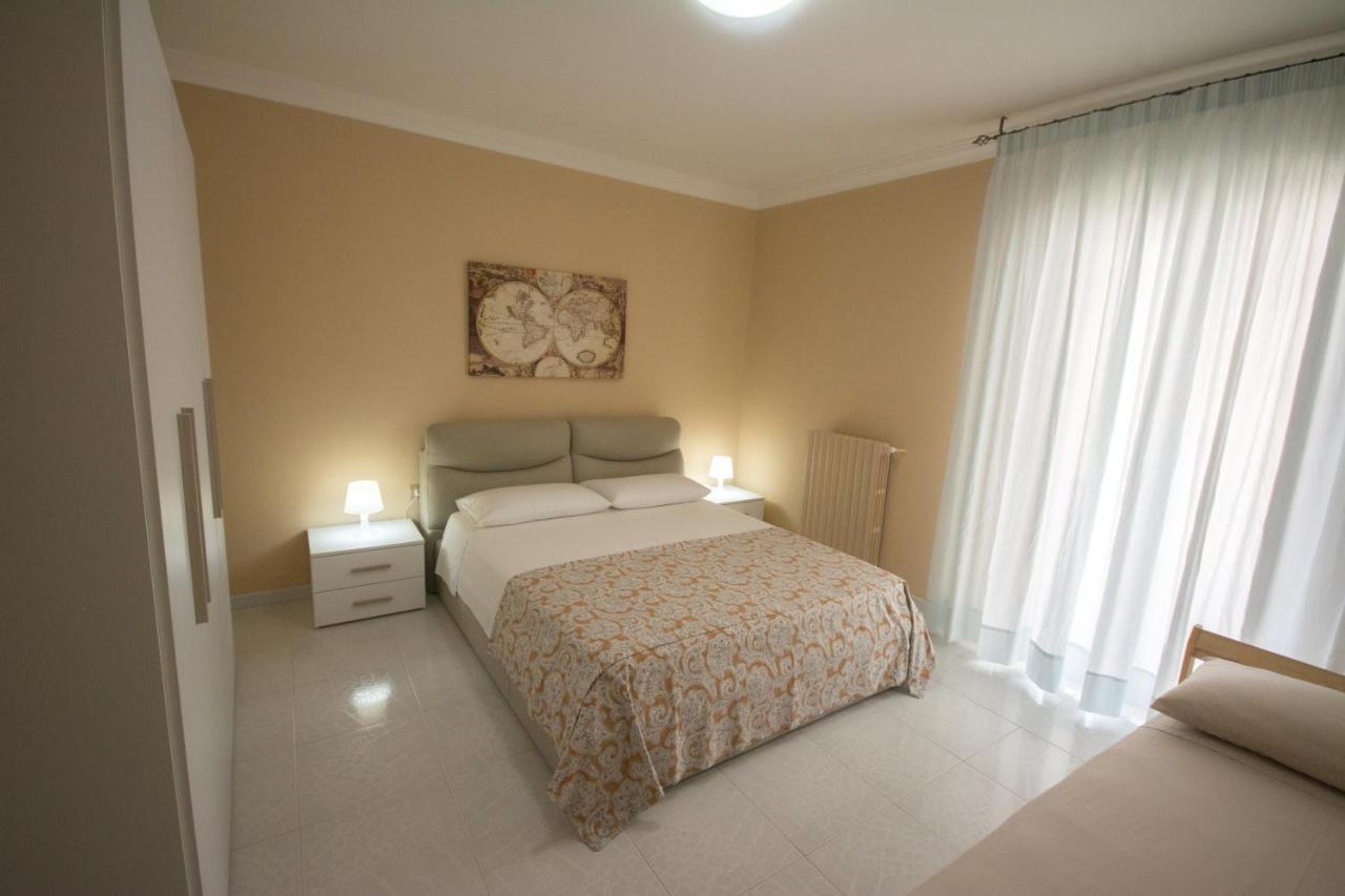 Al Vecchio Fontanile Bed and Breakfast Lesina Exteriör bild